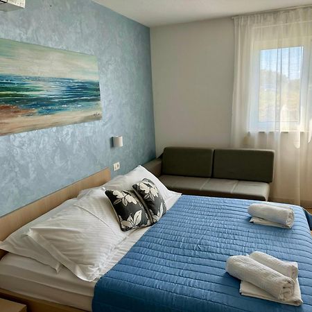 Waterfront Apartments - Tučepi Esterno foto