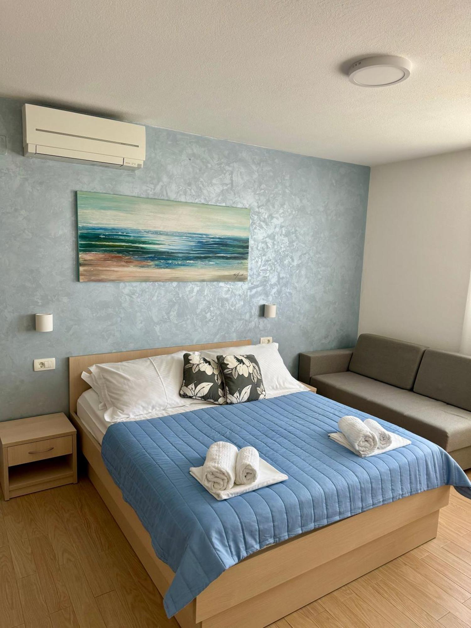 Waterfront Apartments - Tučepi Esterno foto